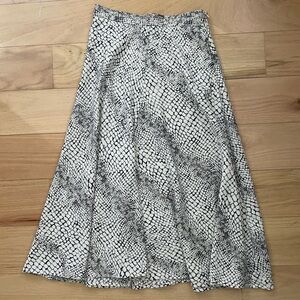 Banana Republic Factory Snake Print Cream Skirt